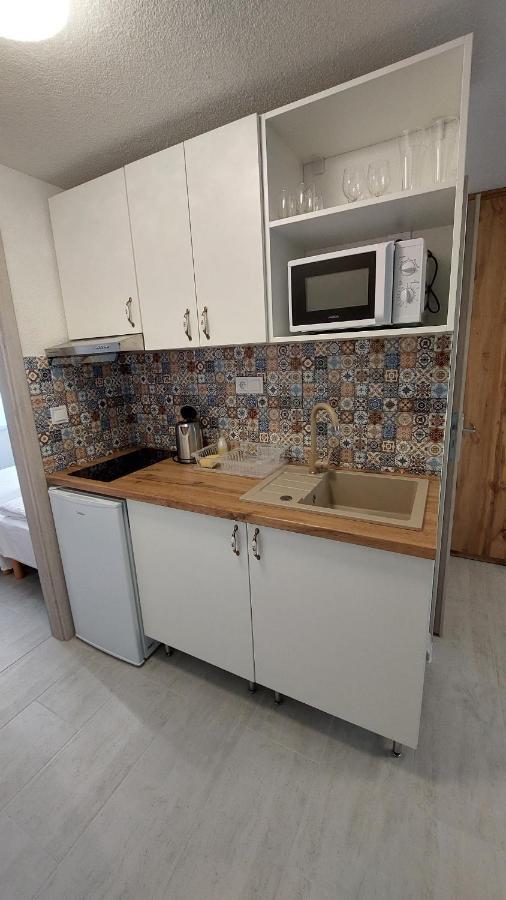 Apartmany Nad Tajovom บันสกาบิสตรีตซา ภายนอก รูปภาพ