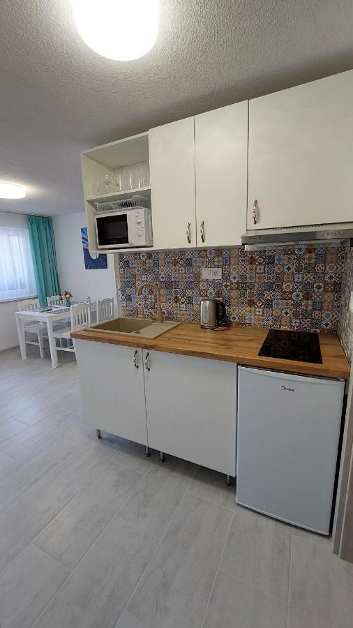 Apartmany Nad Tajovom บันสกาบิสตรีตซา ภายนอก รูปภาพ