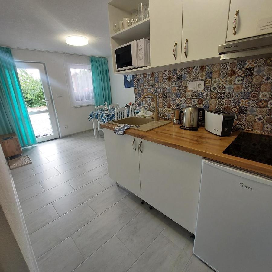 Apartmany Nad Tajovom บันสกาบิสตรีตซา ภายนอก รูปภาพ